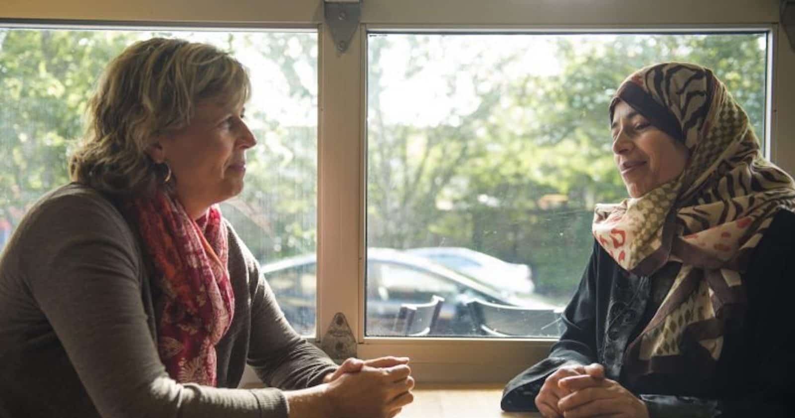 gratuitos de traducción e interpretación en EUA USAHello